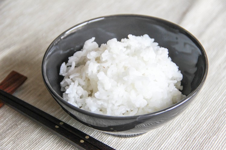 Steamed Rice Recipe - Japanese Cooking 101