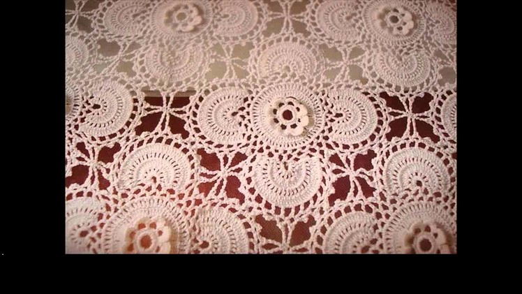 Crochet tablecloth round