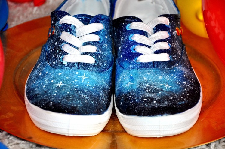DIY Galaxy Shoes Universe Print! - PERFECT GIFT IDEA