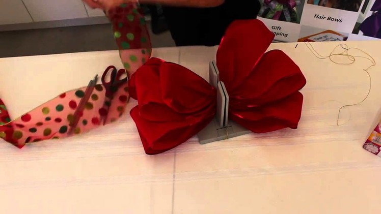 How to Make a Large Red Bow with Bowdabra