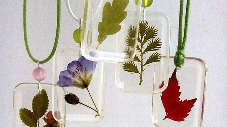 How To Make A Transparent Pendants With Plants - DIY Style Tutorial - Guidecentral