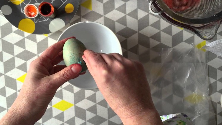 How to make marbled eggs - fun snacks! new improved video!