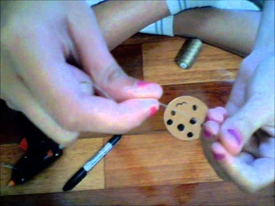 How to make a kawaii cookie plushie (felt).