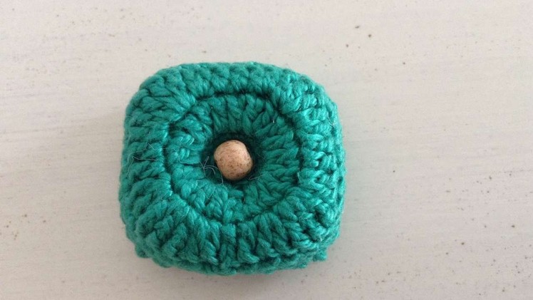How To Make A Decorative Crochet Button - DIY Crafts Tutorial - Guidecentral
