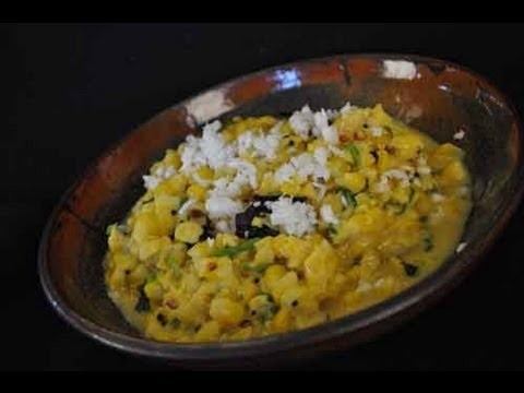 Makai No Chevdo (Corn Chevda) - Gujarati Snack Recipe