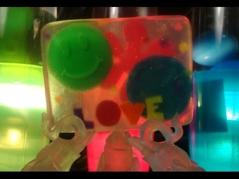 DIY | Peace Love & Happiness Melt and Pour Soap