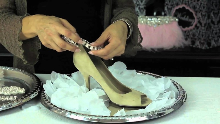 Budget DIY Shoes for a Bride : Glam Up Your Shoes
