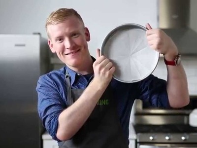 How to Line a Round Cake Pan Perfectly Every Time