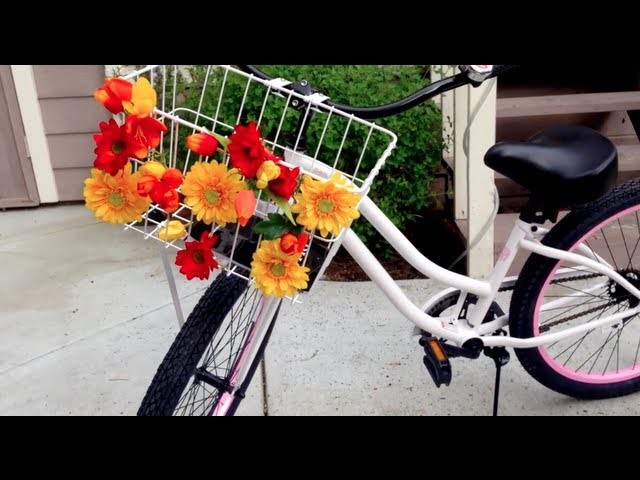 How to Decorate a Bicycle Basket - ShoeBird Tutorial