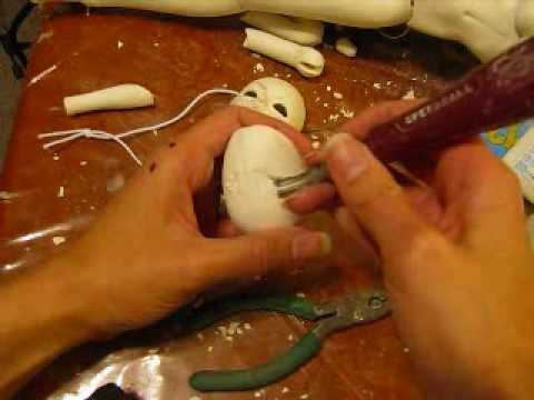 Sculpting a bjd head in paperclay 01