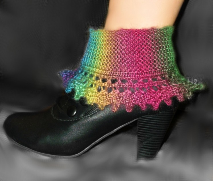 How to Loom Knit Lace Boot Cuffs
