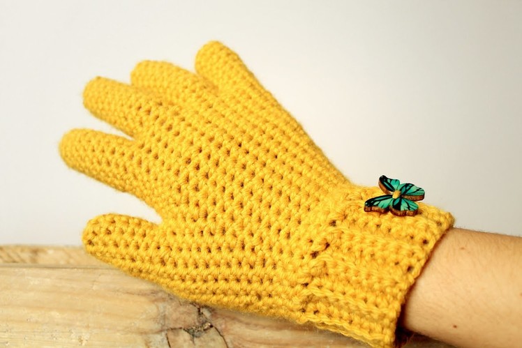 How to Crochet Gloves