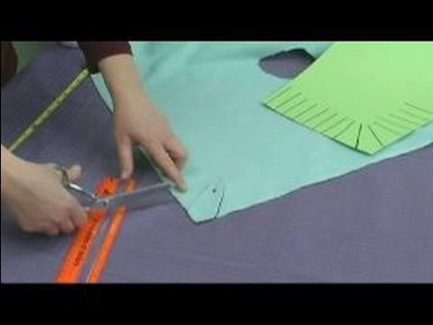 No-Sew Fleece Ponchos : Cutting the Fringes for a Child's Poncho