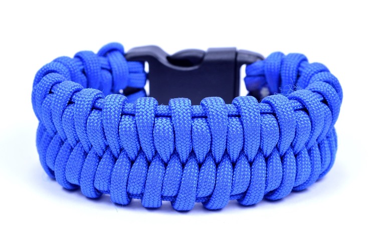 Learn how to make the Fishtail Belly Paracord Bracelet - Bored? Paracord!