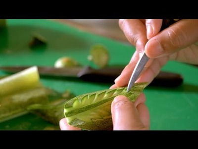 Thai vegetable carving, how to carve ornate leaf from cucumber