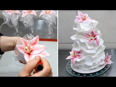 How to make a beautiful and easy fondant ruffle cake. Pastel con volantes de fondant.