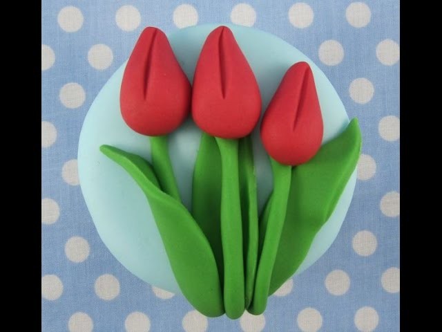 How to makea tulip cupcake by Mrs Baker's Cake School