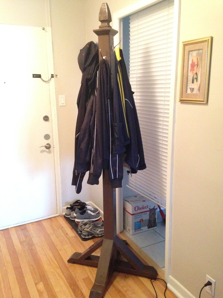DIY: How to build a wood coat rack
