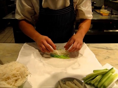 Cooking: How to make a Vietnamese salad roll