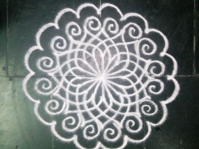 HOW TO DRAW A SIMPLE FREEHAND KOLAM
