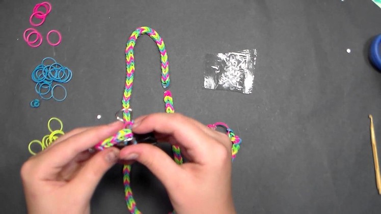 How to make a Loom Band Bracelet or Necklace