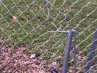 How to patch and repair a chain link fence DIY