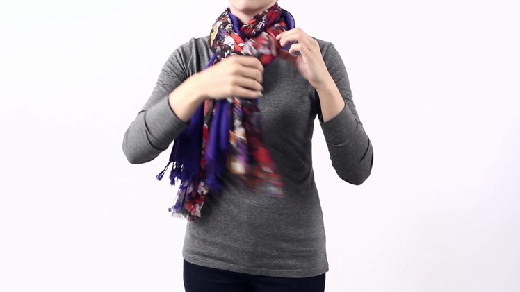 HOW TO TIE A SCARF - THE DOUBLE PRETZEL KNOT