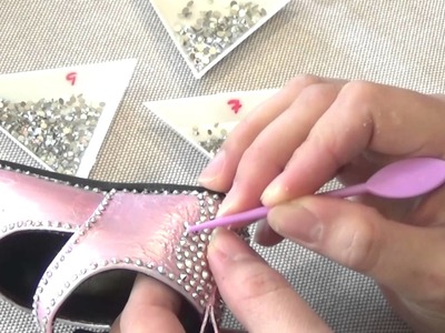 DIY: HOW TO STRAUSS BABY SHOES - DIY VIDEOS