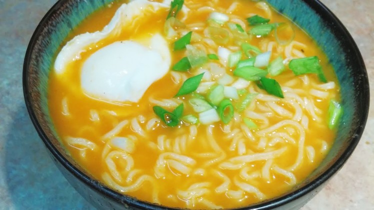 Make 20 Minute Spicy Sriracha Ramen Noodle Soup - DIY Food & Drinks - Guidecentral
