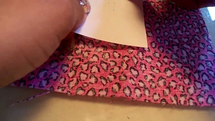 TUTORIAL. como hacer nail art stickers con telas y papel. .