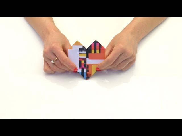 Giffgaff origami - transform your packaging into a heart