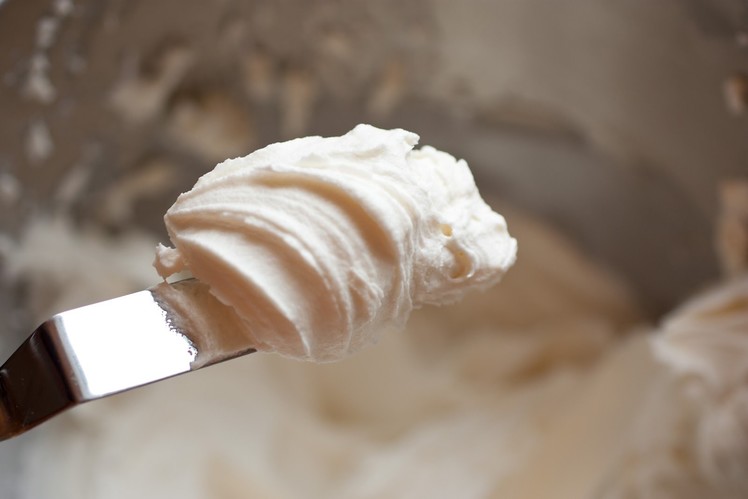 How to make Cream Cheese Frosting, quick and easy!