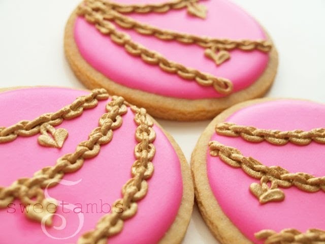 How To Make Royal Icing Jewelry Chains
