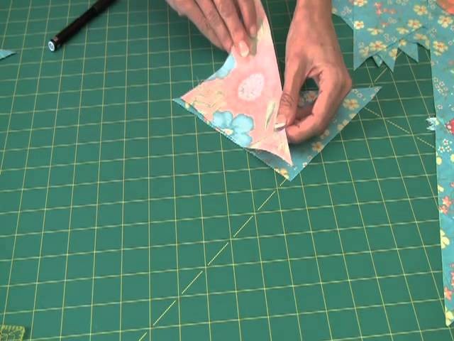 Sew Easy: Piecing Quarter Square Triangle Borders