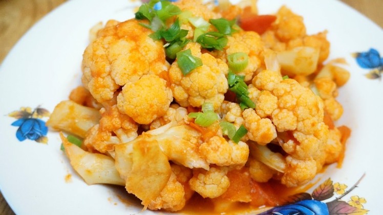 Prepare a Cauliflower and Tomato Sauce Stir Fry - DIY Food & Drinks - Guidecentral