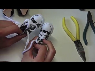 DIY - Keychain Souvenirs to BJD Sneakers