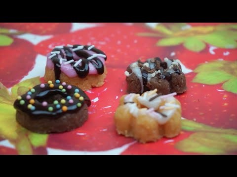 How To: Kracie Happy Kitchen Donuts. Japanese DIY Candy Kit [VLOGMAS in JAPAN DAY 7]