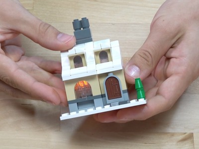 LEGO® Creator - How to Build a Miniature House - DIY Holiday Building Tips