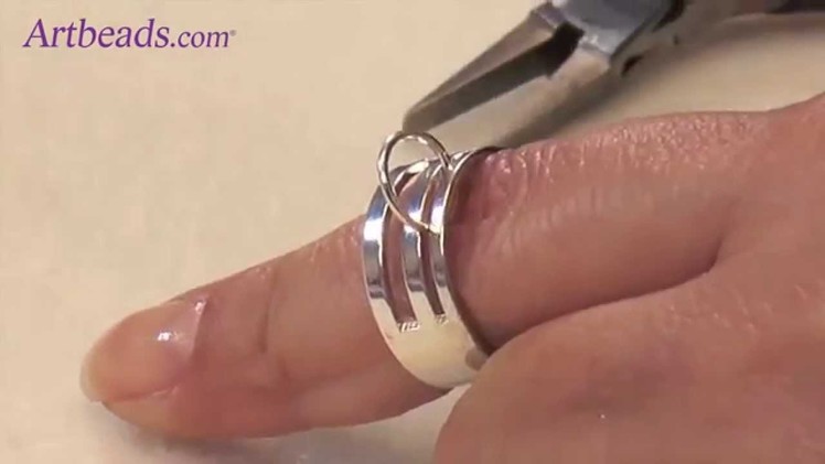 Artbeads MiniVid - How to Use a Jump Ring Opener