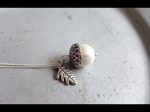 DIY: Autumn Acorn Necklace
