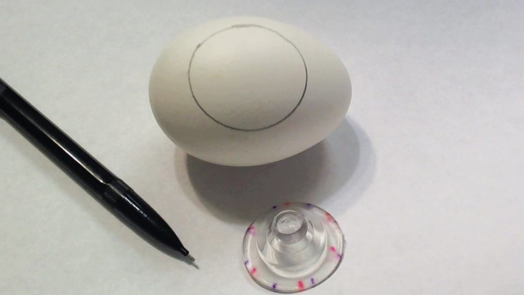 DIY Egg Art - Make & Measure Perfect Circles on an Egg Using a Suction Cup as a Template