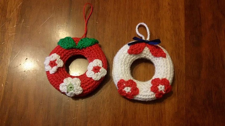 How To Crochet A Christmas Wreath - DIY Crafts Tutorial - Guidecentral