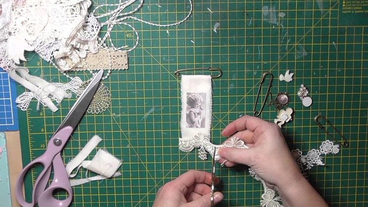 Kilt pin mini shabby vintage hanging tutorial