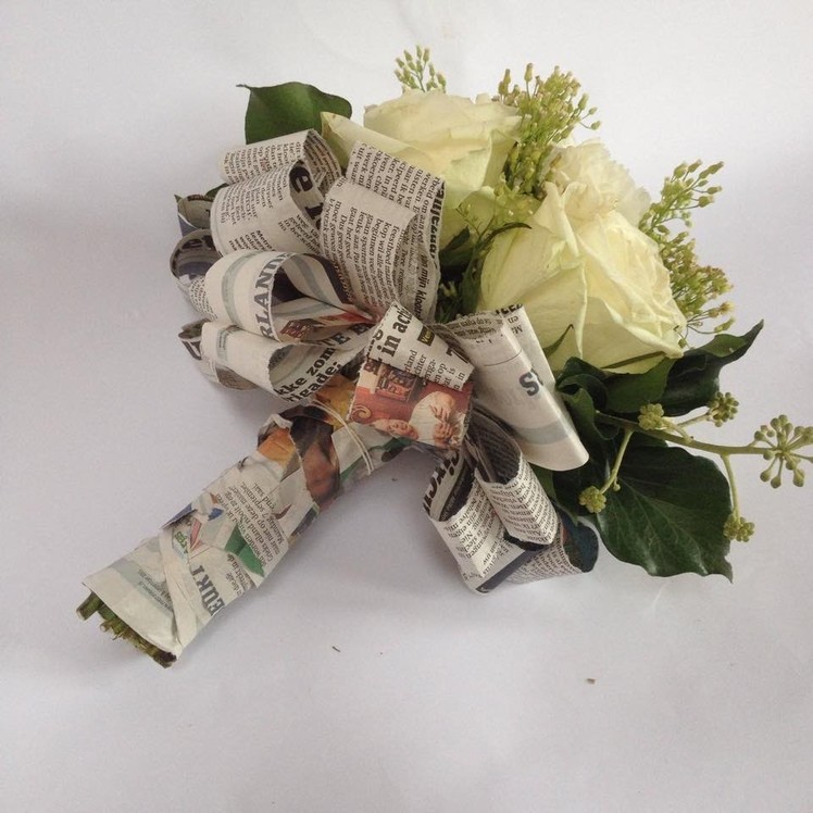 Newspaper Bouquet tutorial