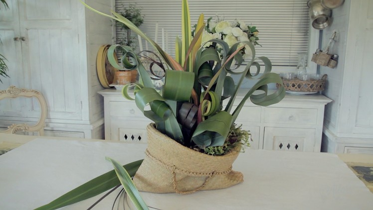 Floristry Tutorial: Arranging with Flax and other Foliage
