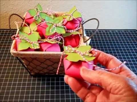 Strawberry Favor Boxes, Tutorial (for candy, chocolate)