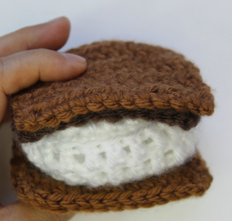 How to Crochet s'mores