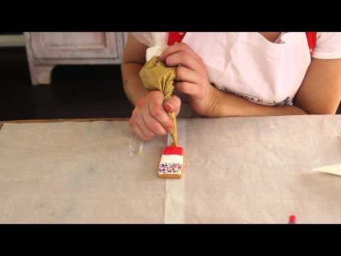 How to ice Ice Lolly biscuits: Flood and Line Icing