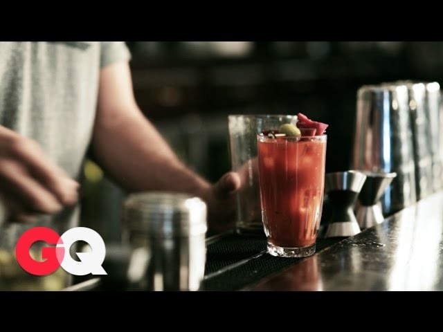 How to Make the Perfect Bloody Mary with a Pickle Juice Twist – GQ’s Hangover Lab