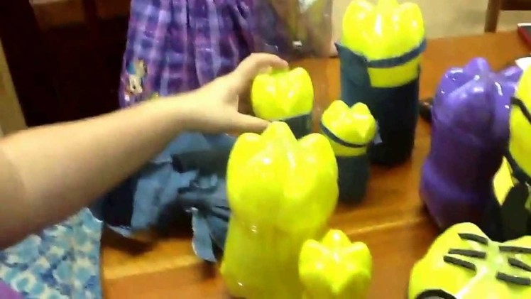 Minions hechos con botellas de plastico